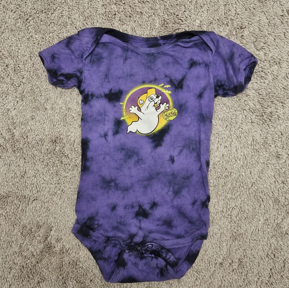 Bucees Special Halloween Short Sleeve Onesie Purple TieDye 12 months